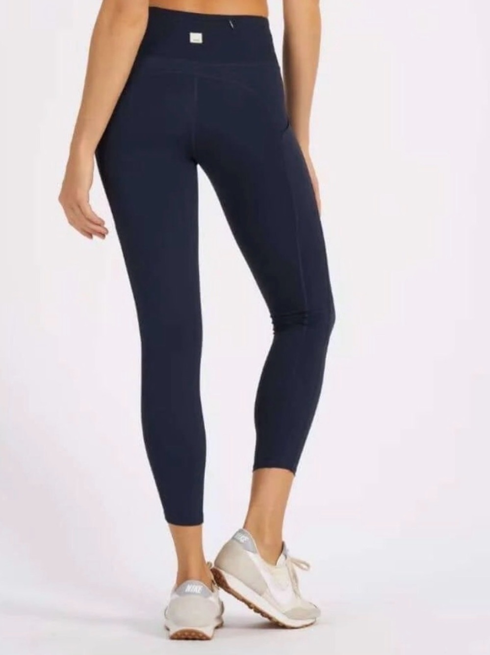 Vuori Navy High-Rise Cropped Leggings